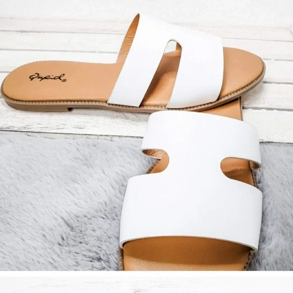 Qupid Vegan Leather Sandal - Picture 5 of 5